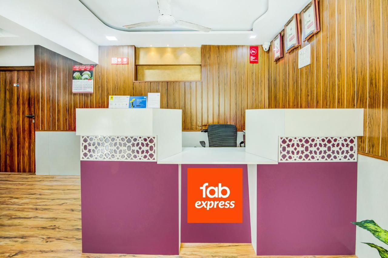 Fabexpress Terminus Square Mumbai Exterior photo